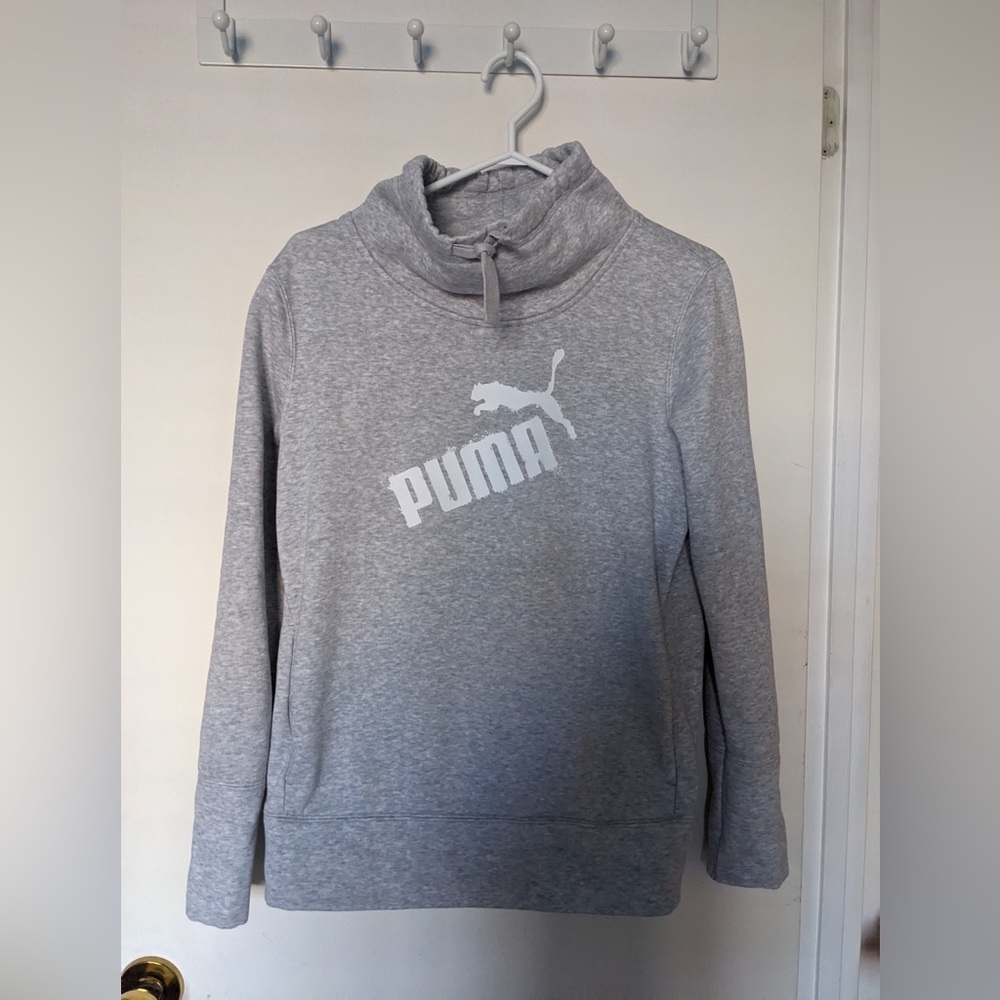Puma Light Gray Sweatshirt